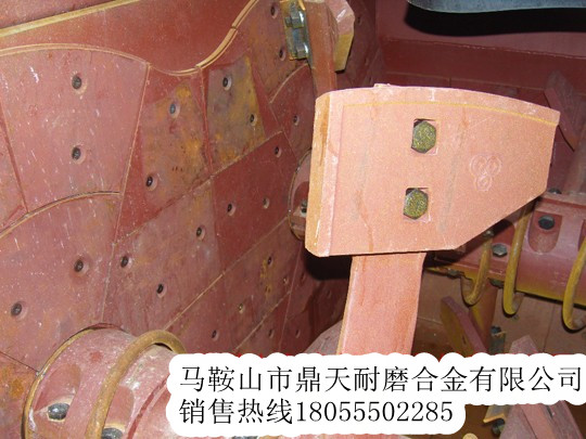 山東方圓雙臥軸攪拌機高鉻襯板、山東方圓側拌葉、中拌葉批發(fā)商
