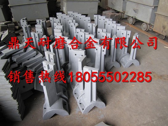 南陽(yáng)滄田3000拌合機襯板，南陽(yáng)滄田瀝青攪拌機配件上門(mén)安裝維修